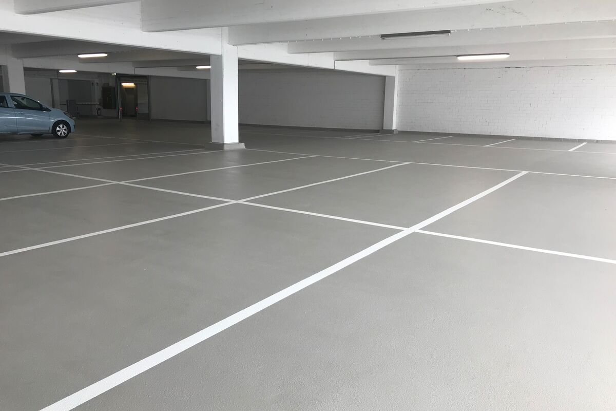 Manuelles Oberflächenschutzsystem für Parkflächen