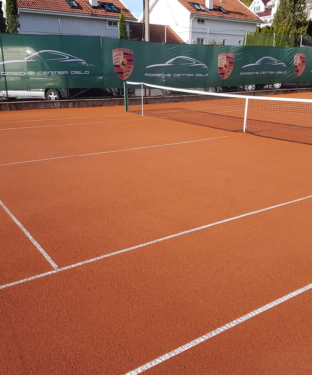 Allwetter Tennisplatz PORPLASTIC RedClay pro